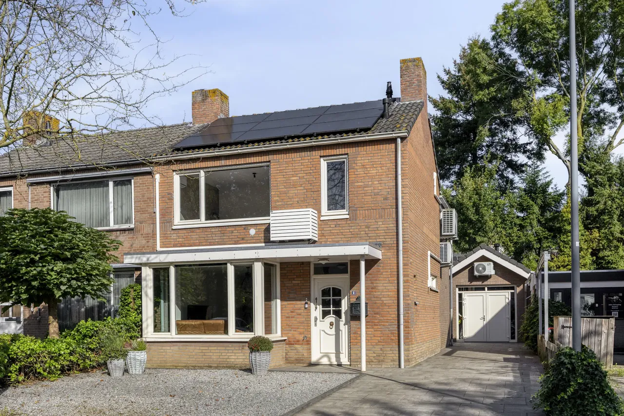 Twee-onder-één-kap te koop: Heuvel 4, 'S-Hertogenbosch