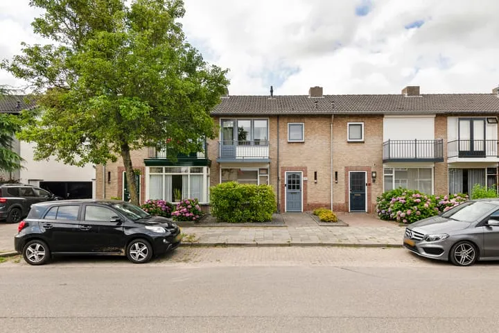 Tussenwoning te koop: Heuvel 48, Druten West Druten