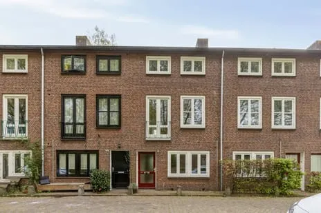 Tussenwoning te koop: Heuvelbrink 109, Heuvel Breda