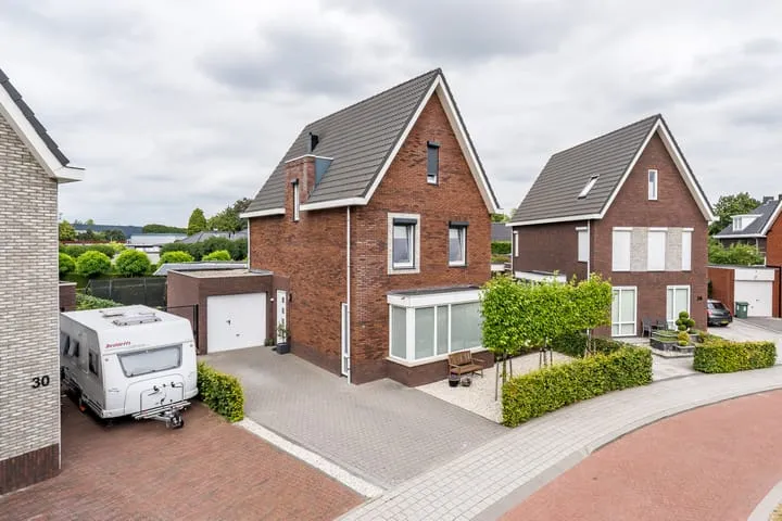 Vrijstaande woning te koop: Heuvelweg 28, Leuken Weert