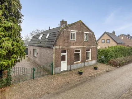 Vrijstaande woning te koop: Heuvelwijkstraat 12, Lith Lith