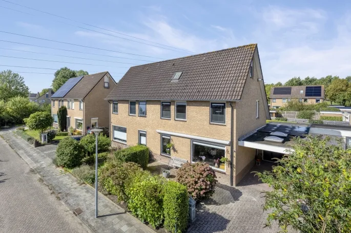 Hoekwoning te koop: Hildeheugte 4, Assen