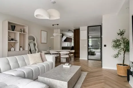 Tussenwoning te koop: Hildo Kropstraat 19, Tussen de Vaarten Z.- Noordwest Almere