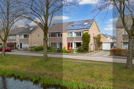 Twee-onder-één-kap te koop: Hillemalaan 24, De Singels west Drachten