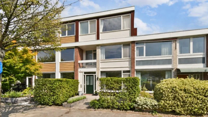 Tussenwoning te koop: Hillenraadt 57, Amsterdam