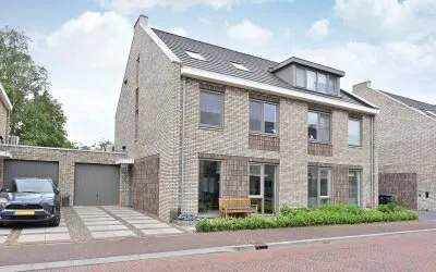 Tussenwoning te koop: Hiltlaan 21, Noordbuurt Eemnes