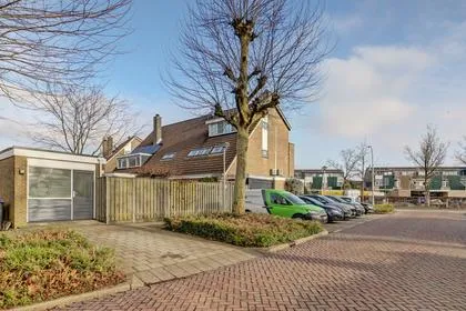 Hoekwoning te koop: Hilverbeek 74, Hilverbeek en omgeving Zwijndrecht