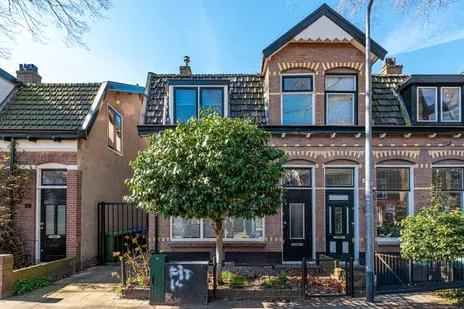 Hoekwoning te koop: Hilvertsweg 96, Bloemenkwartier Zuid Hilversum