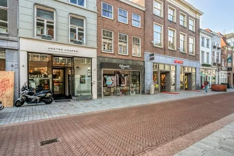 Appartement te koop: Hinthamerstraat 67C, Binnenstad centrum 'S-Hertogenbosch