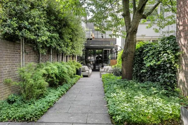 Appartement te koop: Hinthamerstraat 98A, Binnenstad oost 'S-Hertogenbosch