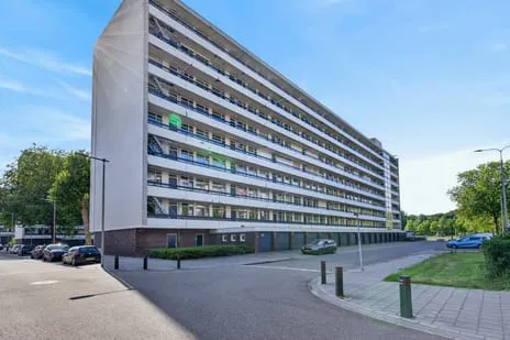 Appartement te koop: Hisveltplein 18, Winkelcentrum Arnhem