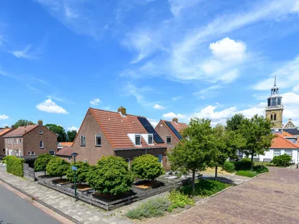 Semi-detached for sale: Hobbe van Baerdtstraat 14, Joure, Blaauwhof Joure
