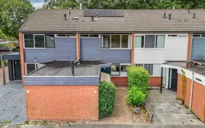 Terraced house for sale: Hobbemastraat 22, Wolvega-Schildersbuurt Wolvega