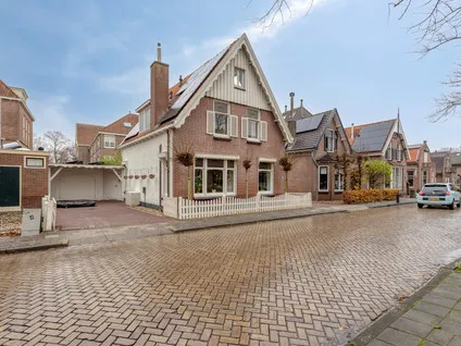 Vrijstaande woning te koop: Hobbemastraat 26, Middelharnis centrum Middelharnis