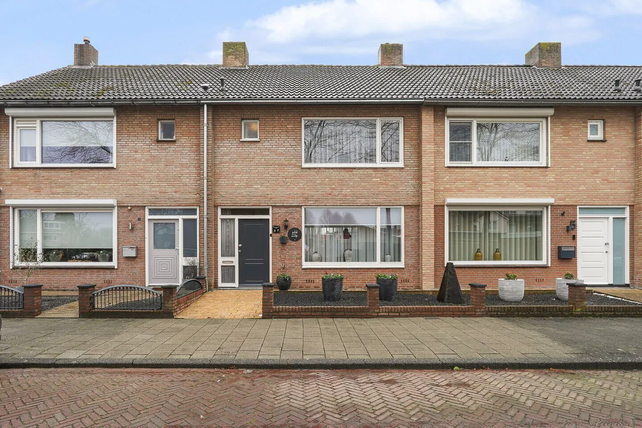 Tussenwoning te koop: Hobbemastraat 3, Kaatsheuvel