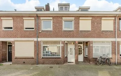 Tussenwoning te koop: Hobbemastraat 42, Schildersbuurt Zuid Tilburg