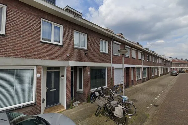 Kamer te huur: Hobbemastraat 49-30, Schildersbuurt Zuid Tilburg