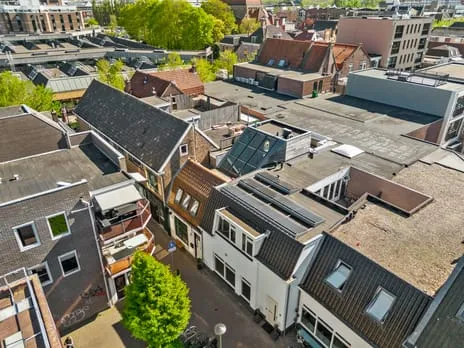 Tussenwoning te koop: Hobbesteeg 4, Koningstraat Beverwijk