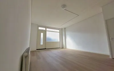 Tussenwoning te huur: Hobeinstraat 69, Scheldestraat e.o. Vlissingen