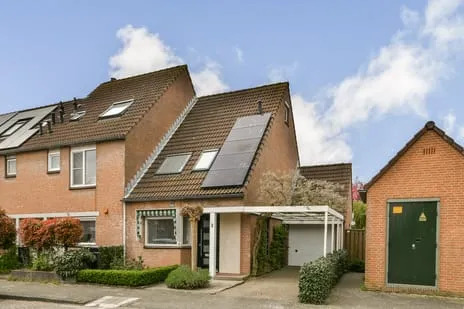 Hoekwoning te koop: Hobostraat 2, Vogelenzang-Noord Spijkenisse