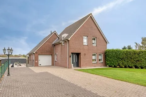 Vrijstaande woning te koop: Hoebertweg 13, Verspreide huizen America America