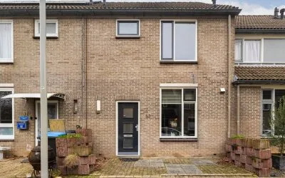 Tussenwoning te koop: Hoedekenskerkestraat 50, De Laar-Oost Arnhem