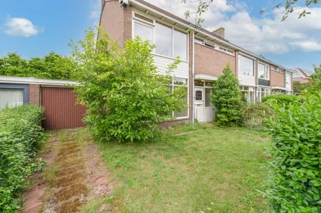 Terraced house for sale: Hoefcamplaan 6, Oud Zuid Heiloo
