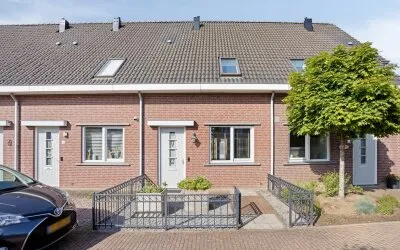 Tussenwoning te koop: Hoefiezer 4, Vierlingsbeek Centrum Vierlingsbeek