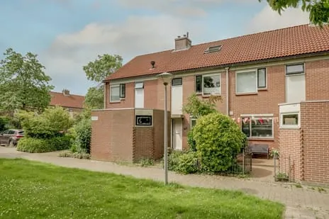 Tussenwoning te koop: Hoefijzer 96, Risdam-Noord - Buurt 21 05 Zwaag