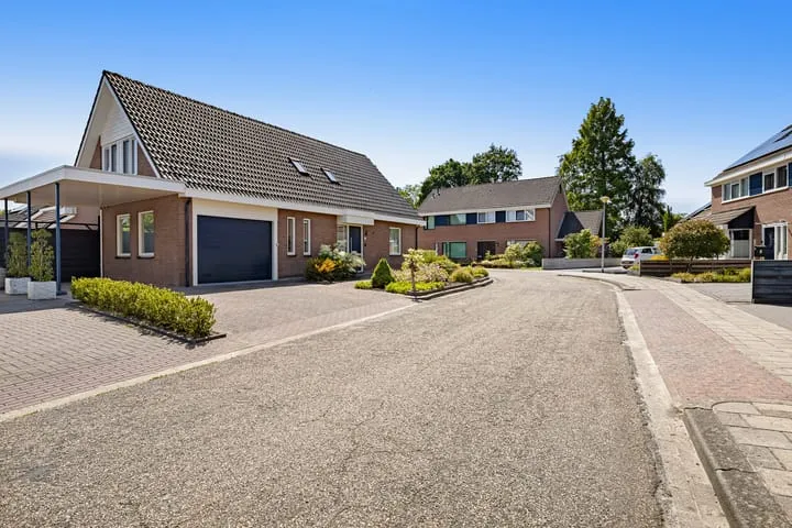 Vrijstaande woning te koop: Hoefsmederij 26, Delfzijl