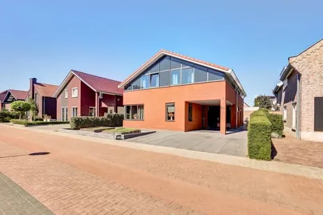 Vrijstaande woning te koop: Hoefsmid 49, De Graven Es Oldenzaal