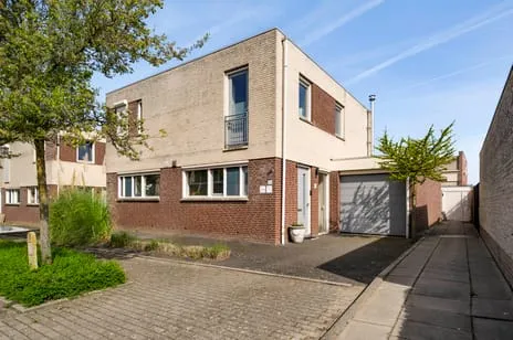 Hoekwoning te koop: Hoefstraat 34, Kern Horn Horn