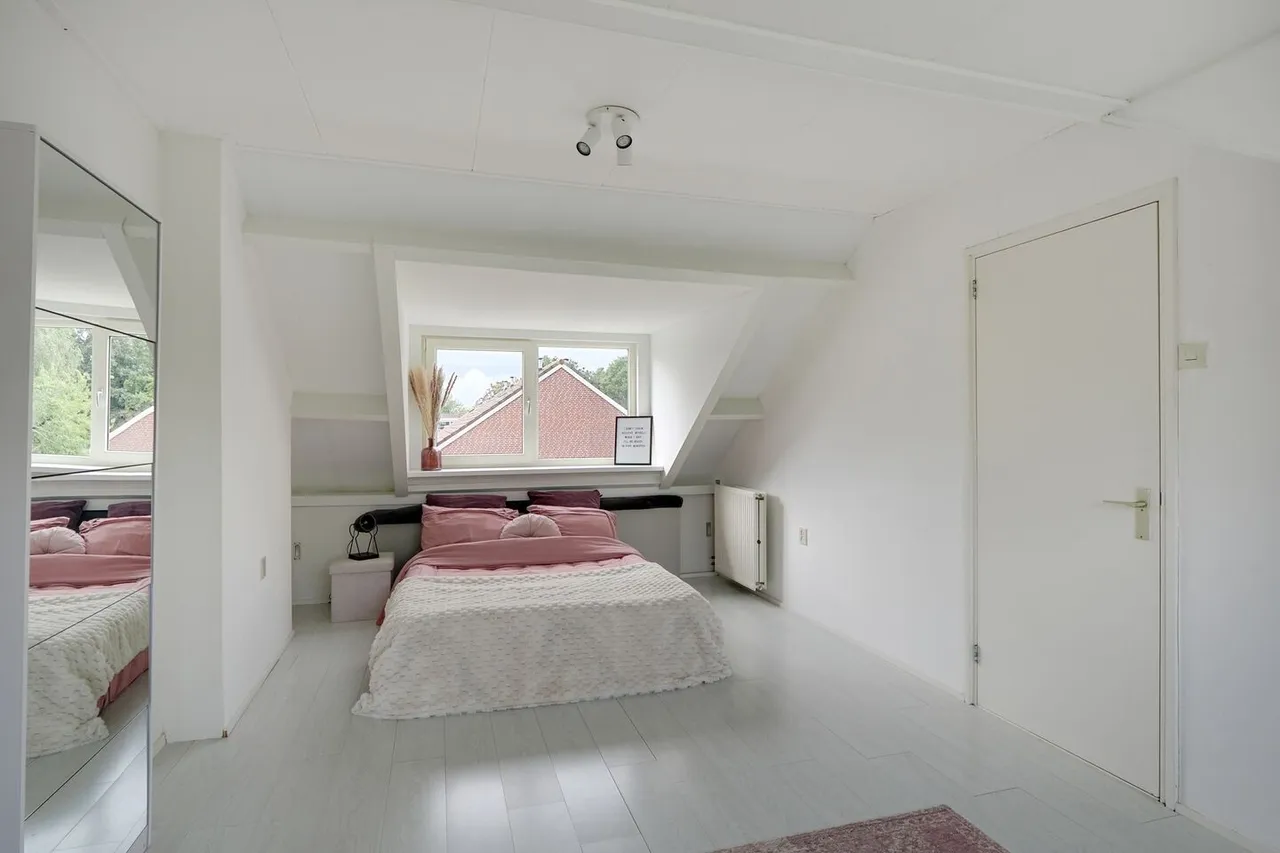 Tussenwoning te koop: Hoeker 96, Hoorn