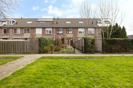 Tussenwoning te koop: Hoekerhof 48, Oosterpark Harlingen