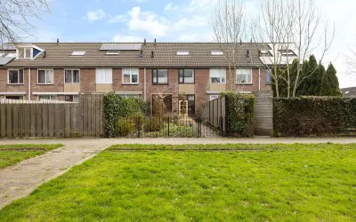 Tussenwoning te koop: Hoekerhof 48, Oosterpark Harlingen