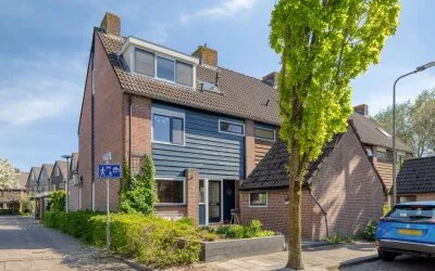 Hoekwoning te koop: Hoekkamp 8, Krommeweg-Zuid Hendrik-Ido-Ambacht