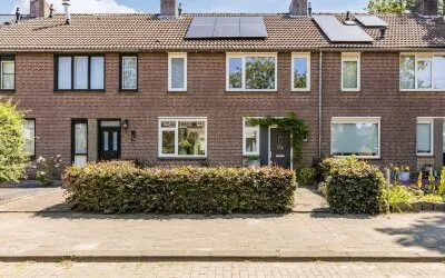 Tussenwoning te koop: Hoeksestraat 45, Wolfsweide Rijen