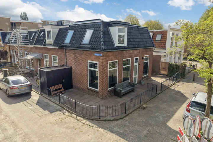 Tussenwoning te koop: HOEKSTERSTRAAT 10, Oldegalileën Leeuwarden