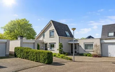Hoekwoning te koop: Hoenderkamp 32, Kern Heteren Heteren