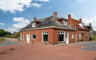 Tussenwoning te koop: Hoendiep 23, Bebouwde kom Enumatil Enumatil