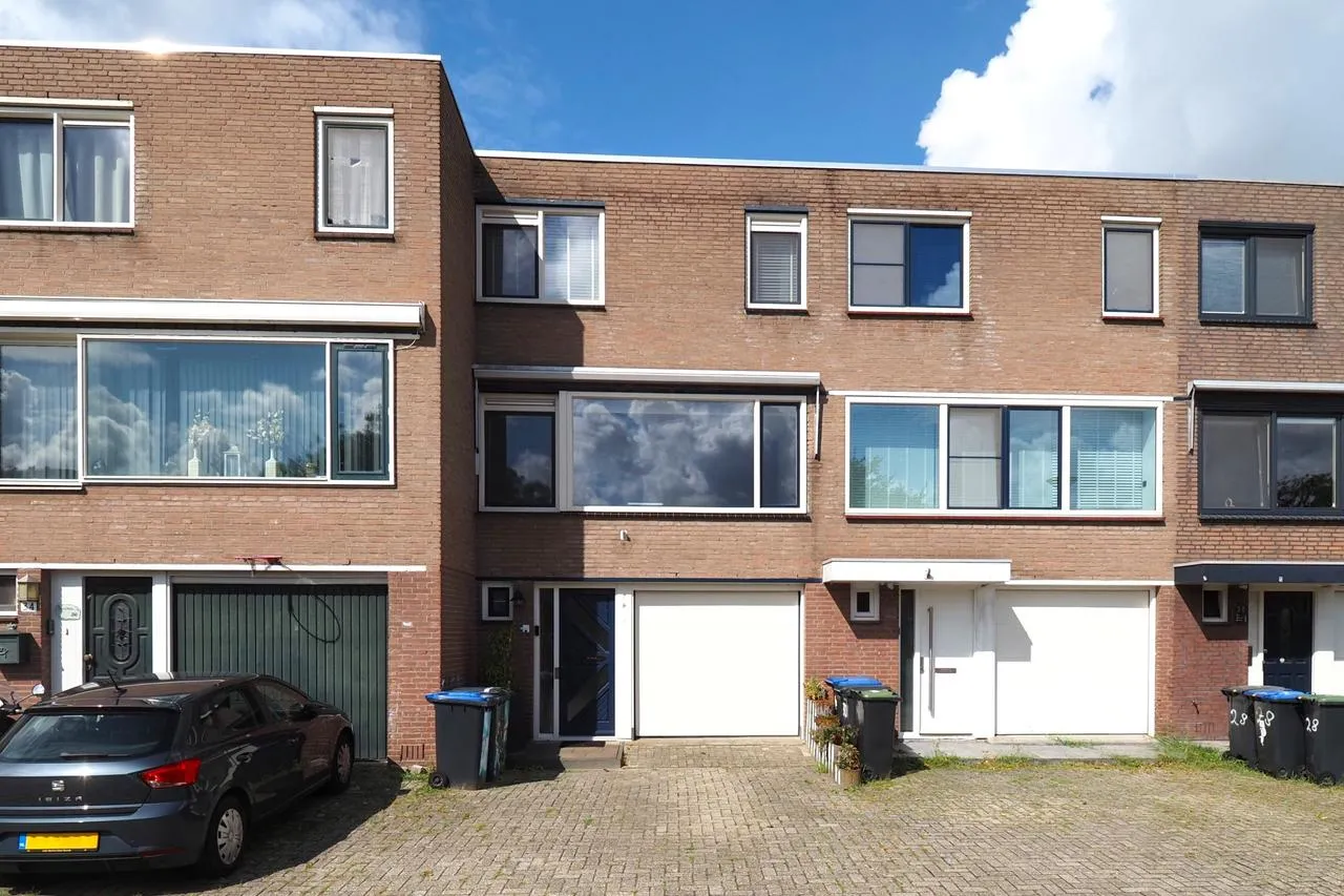 Tussenwoning te koop: Hoendiep 32, Dordrecht