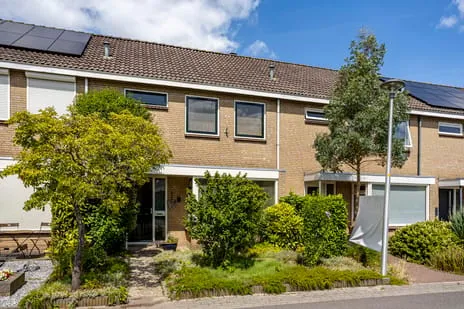 Tussenwoning te koop: Hoevenhoek 16, Peperkamp en De Enk Wijhe