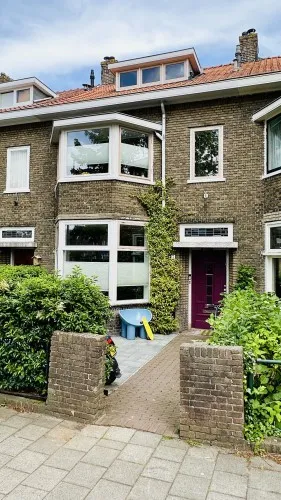 Tussenwoning te koop: Hof van Delftlaan 7, Ministersbuurt-Oost Delft