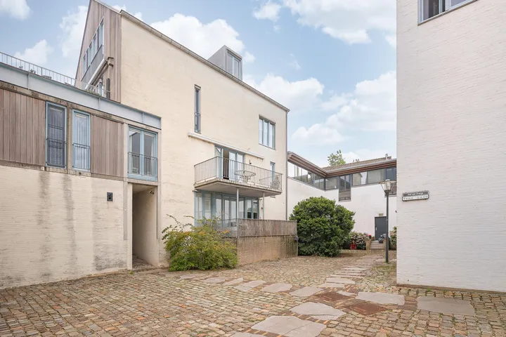 Appartement te koop: Hof van Oranje 14, Meerssen Meerssen