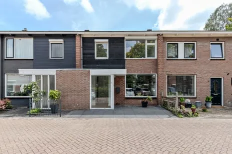 Tussenwoning te koop: Hof van Rassegem 10, Schildersbuurt Rijen