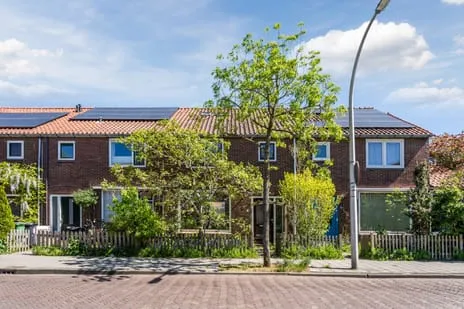 Tussenwoning te koop: Hof van Delftstraat 31, Den Hoorn Den Hoorn (Zh)