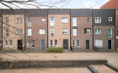 Tussenwoning te koop: Hof van Portland 31, Portland-Centrum Rhoon