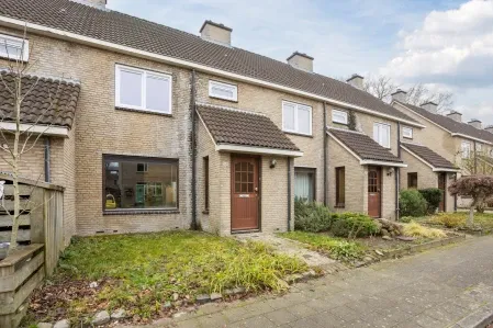Tussenwoning te koop: Hofkamp 189, Losser-West Losser