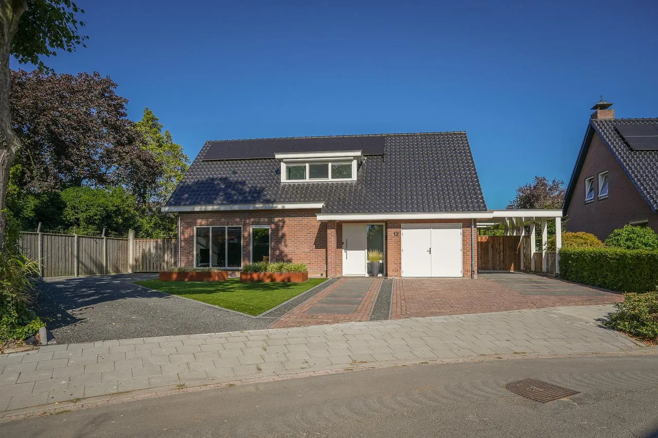 Vrijstaande woning te koop: Hoflaan 12, Maasbommel