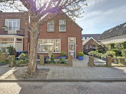 Vrijstaande woning te koop: Hoflaan 49, V/d kasteelewijk 'S-Gravenzande